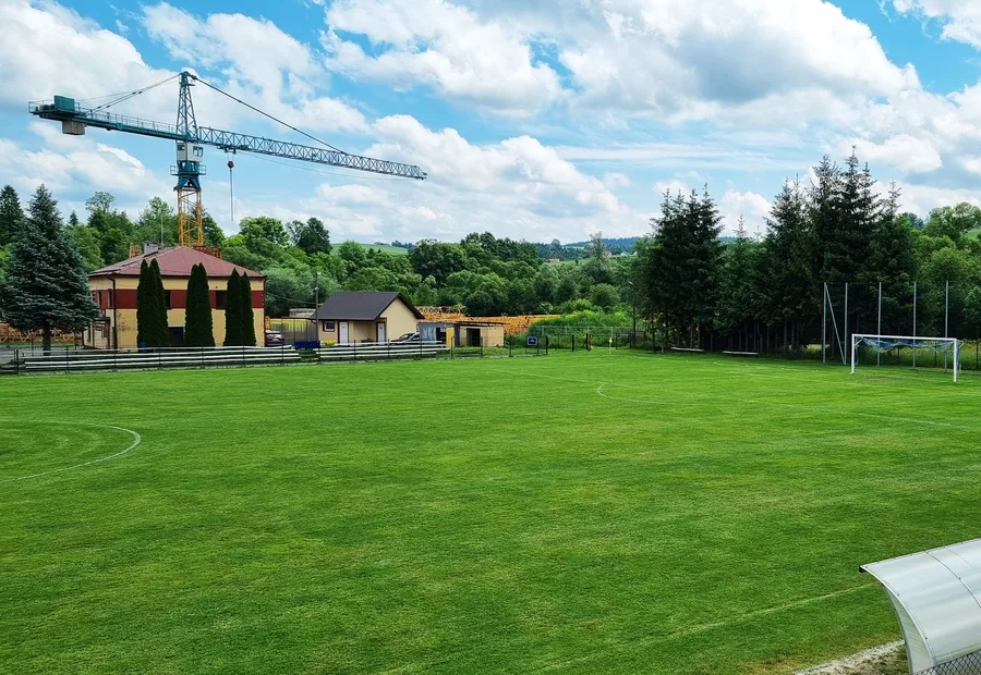 Stadion, czerwiec 2023, ULKS Korzenna